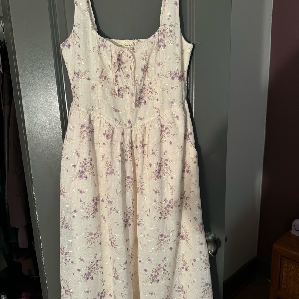 Jessica Simpson Cream and Purple Dress